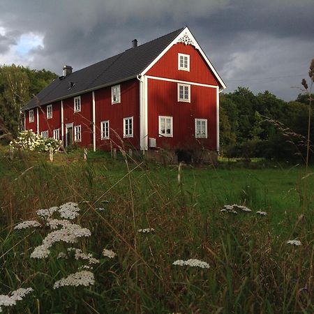 La Maison Rouge De Slaetten Bed And Breakfast Vilshult 外观 照片